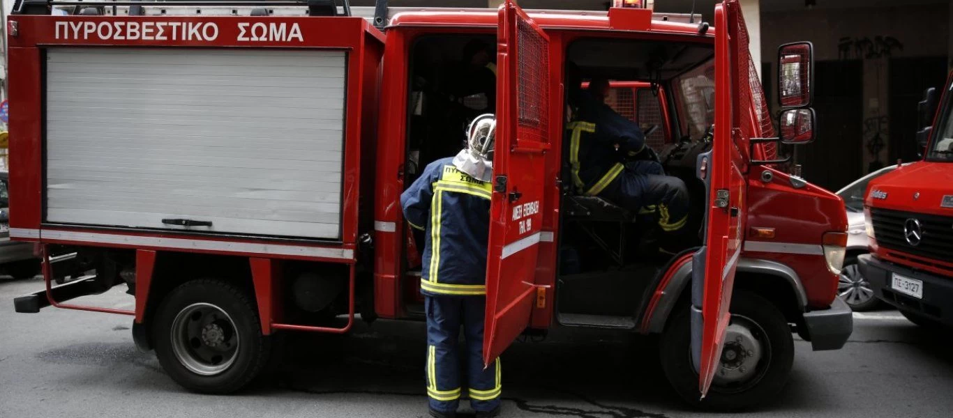 Φωτιά σε διαμέρισμα στο Κολωνάκι: 87χρονη βρέθηκε νεκρή αγκαλιά με το γατάκι της (upd2)